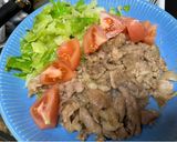 豚コマの塩糀焼きと茹でキャベツ作り方4写真