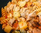 鶏肉とジャガイモのトマト缶煮＋短パスタ作り方3写真