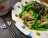 ＊ピーマンと豚肉と長ネギのガリバタ炒め＊作り方3写真