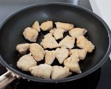 【鶏肉とれんこんとさつまいものガリバタ醤油炒め】作り方4写真