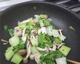 チンゲン菜とシーフードミックスの八宝菜風作り方8写真