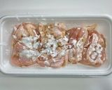 鶏もも肉と缶詰コーンのガリバタ醤油炒め作り方3写真