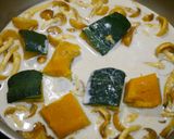 簡単！かぼちゃとなめこのクリーム煮作り方4写真
