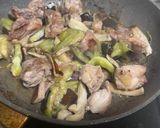 今夜の夕飯に是非❤️鶏もも肉味噌トマト炒め作り方4写真