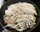 【ごはんが進む】きのこバターソテー作り方5写真