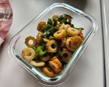 お弁当やあと一品に！竹輪とネギの青い所の炒め物作り方4写真