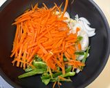 もずくと余り野菜の人参しりしり作り方1写真