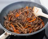 牛肉とごぼうのきんぴら風炒め☆ご飯が進む甘辛味！作り方3写真