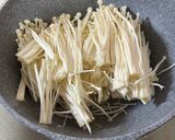 エノキダケと豆腐と卵を煮ただけ作り方1写真