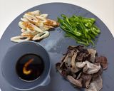 【簡単副菜】きくらげとちくわとピーマンの甘辛炒め作り方1写真