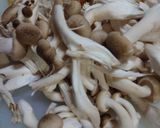 秋の味覚💫たっぷりきのことナスのピリ辛炒め作り方3写真