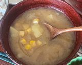 旨旨♡新玉葱と新じゃがのバター風味味噌汁作り方2写真