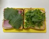 【簡単朝食】水菜とハムチーズホットサンド作り方3写真