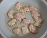 驚く程しっとり♡鶏むねマヨマスタード和え作り方3写真