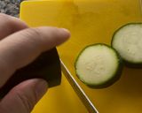 夏野菜たっぷりチーズグリルサンド作り方1写真