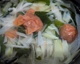 白だしと梅のお吸い物作り方5写真