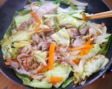 濃厚オイスター肉野菜炒めビーフン😋作り方5写真