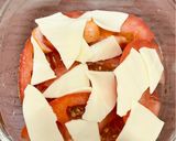 トマトのチーズ焼き×薫燻ウインナー作り方3写真