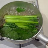 シャキシャキ小松菜と鶏ささみのサラダ作り方2写真