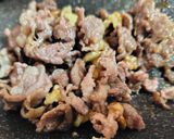 クーラーで冷えたら「ラムとエビの炒め物」作り方2写真