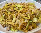 豚ミンチとキャベツのそば飯炒め作り方6写真
