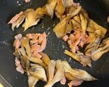 舞茸と塩辛のガリバタぺぺたまパスタ作り方3写真