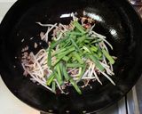 マルちゃん正麺 醤油味・肉ニラもやし作り方3写真