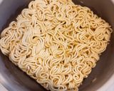 鍋不要！レンジで簡単インスタントラーメン作り方1写真