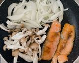 ワンパンで簡単！鮭とかぼちゃの豆乳スープ作り方2写真