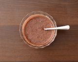 フィラ容器でココア風味のレアチーズケーキ作り方5写真