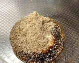 鶏皮と長葱の胡麻マヨ炒め作り方3写真