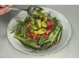 海老・アボカド・トマトの醤油レモン冷麺★動画あり作り方23写真