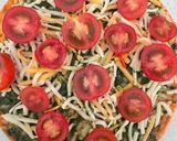 ミニトマトと茎わかめジェノベーゼのピザ作り方3写真