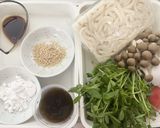 豆苗ともずくの酸辣湯うどん作り方2写真