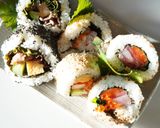 3色のごまの恵方巻き作り方7写真
