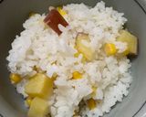 【簡単調味料なし】さつまいもコーンご飯作り方5写真