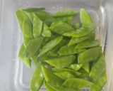 さやえんどうの中華スープ作り方1写真