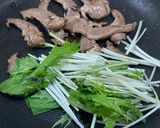 豚ハツと水菜の炒め物作り方3写真