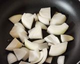 ピリッと~新玉ねぎと豚肉の甘辛炒め作り方3写真