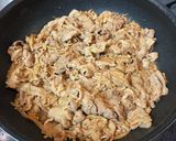 ワンパン!焼きえのきと豚肉の梅黒酢炒め作り方4写真