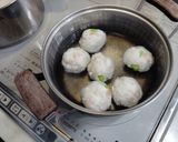 海老しんじょうと焼き餅のお吸い物作り方2写真