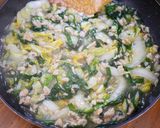 ニラと白菜の鶏そぼろ中華あんかけ😋作り方6写真