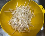 白菜ときのこのホルモン鍋（しょうゆ味）作り方4写真
