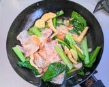 小松菜と豚バラ肉の旨塩炒め作り方8写真