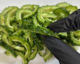 トマトとベーコンの洋風ゴーヤチャンプル😋作り方1写真