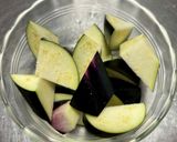なすとちくわの味噌炒め作り方1写真
