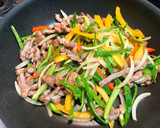 ラム肉と彩り野菜の中華風細切り炒め作り方7写真