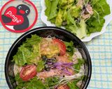 「健康丼」グリーンリーフトマトアボカドツナ缶いり作り方2写真