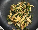 ほうれん草ときのこのレモンバターソテー作り方5写真