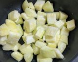 おばけズッキーニとひき肉の煮物　簡単主菜作り方2写真
